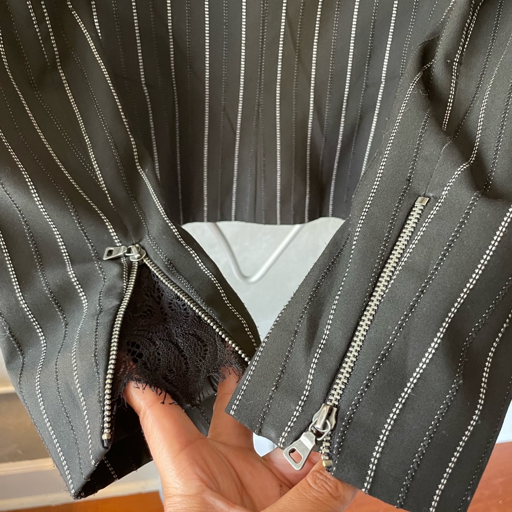 Express Jacket Size 0 - Picture 8 of 13